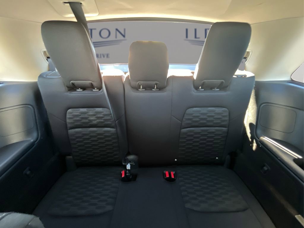 Used 2024 Nissan Pathfinder SV image 14