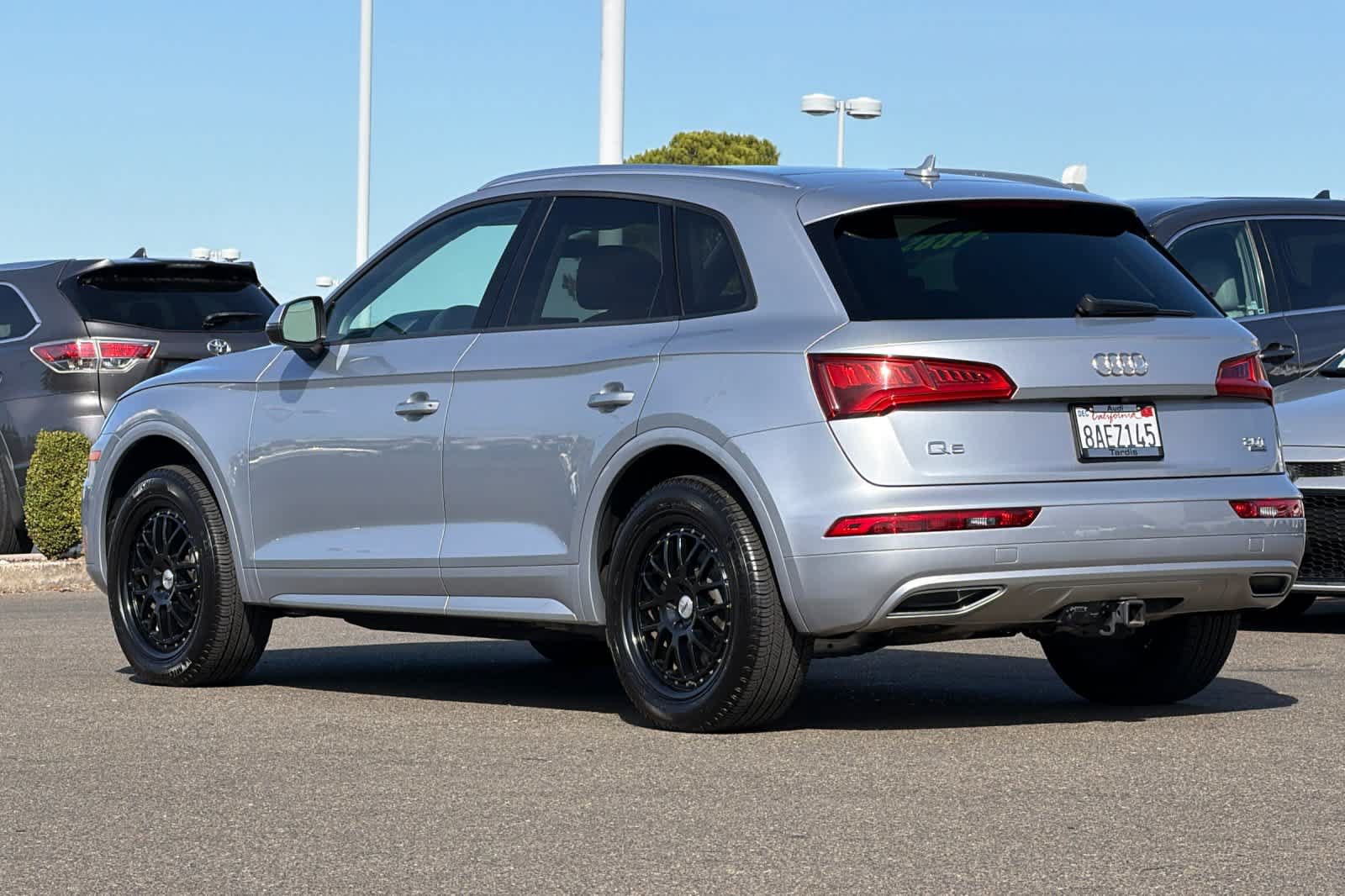 Used 2018 Audi Q5 2.0T Premium AWD/4WD image 7