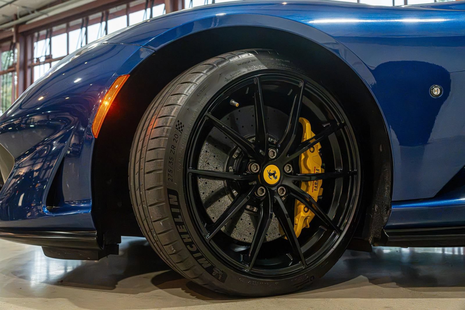 Used 2019 Ferrari 812 Superfast RWD image 5