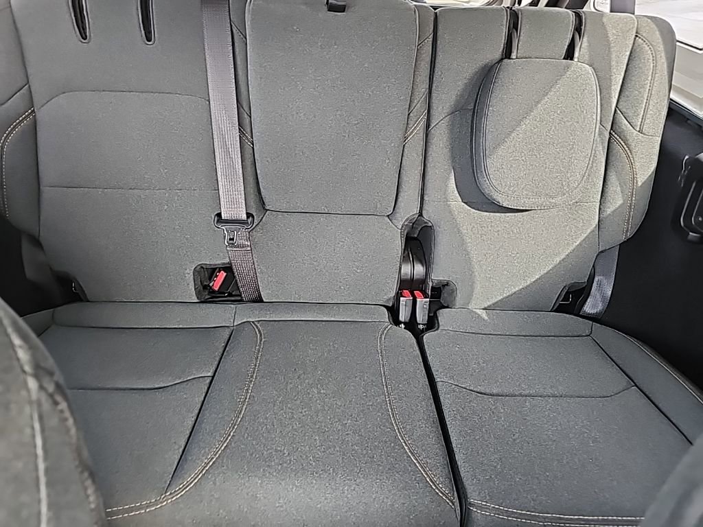 Certified 2025 Jeep Wrangler Unlimited Sahara image 32