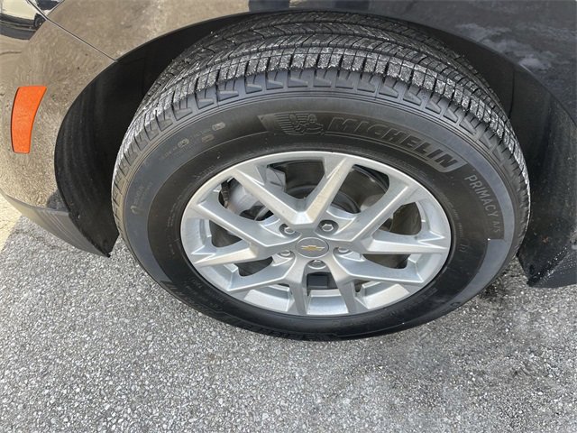 Used 2024 Chevrolet Equinox LS w/ LS Convenience Package image 2