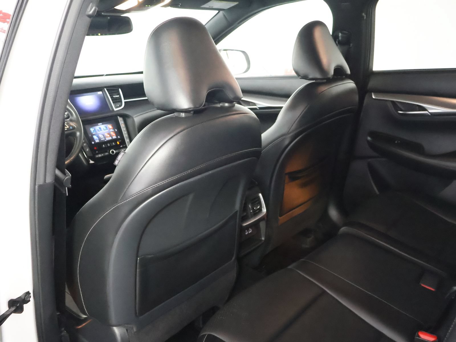 Used 2023 INFINITI QX55 Luxe w/ Cargo Package AWD/4WD image 38