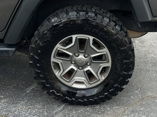 Used 2017 Jeep Wrangler Unlimited Sport w/ Connectivity Group image 28