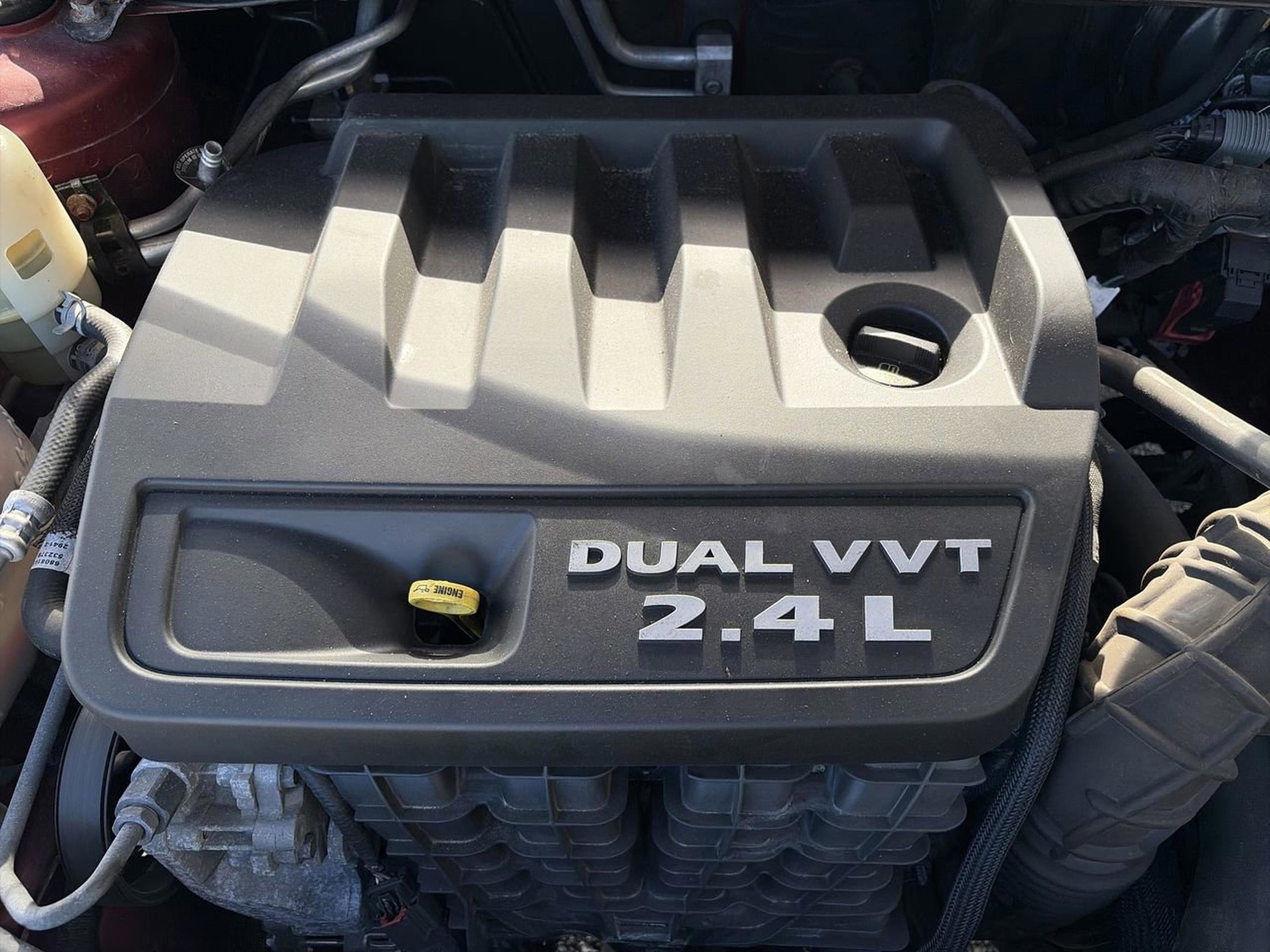 Used 2012 Chrysler 200 Touring image 23