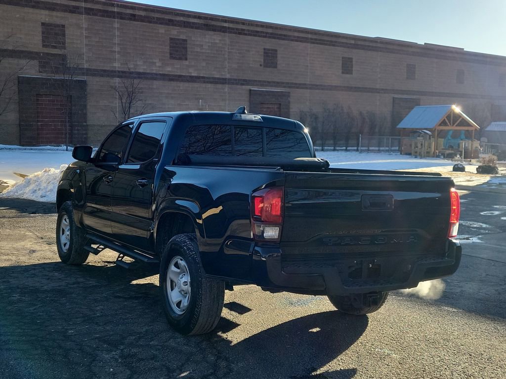 Used 2022 Toyota Tacoma SR image 6