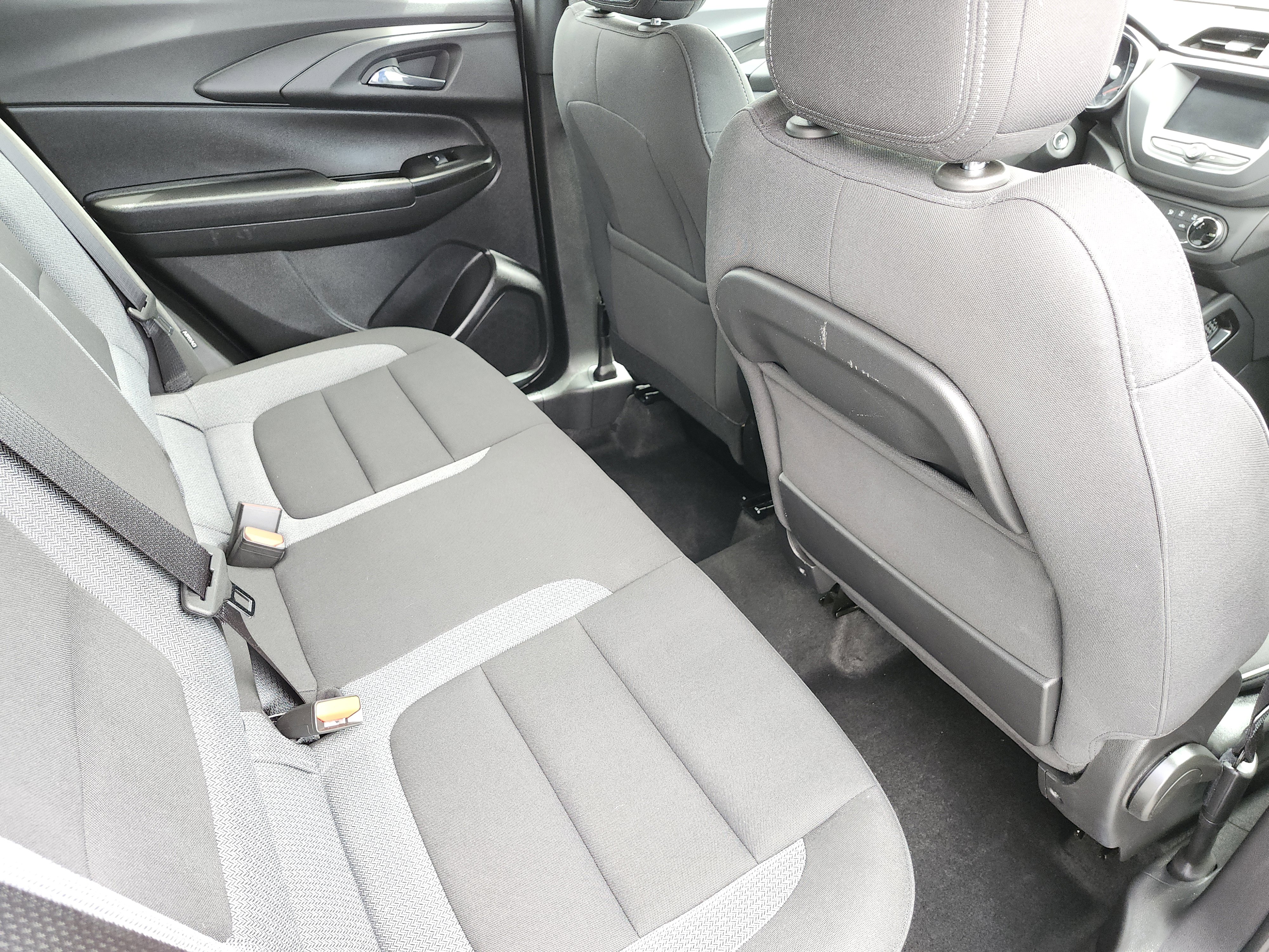 Used 2023 Chevrolet TrailBlazer LS AWD/4WD image 19