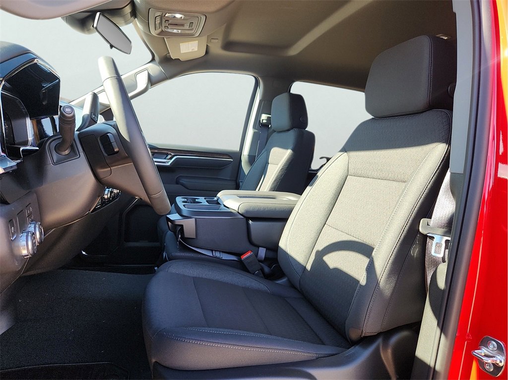 New 2026 GMC Sierra 1500 SLE w/ Preferred Package image 17