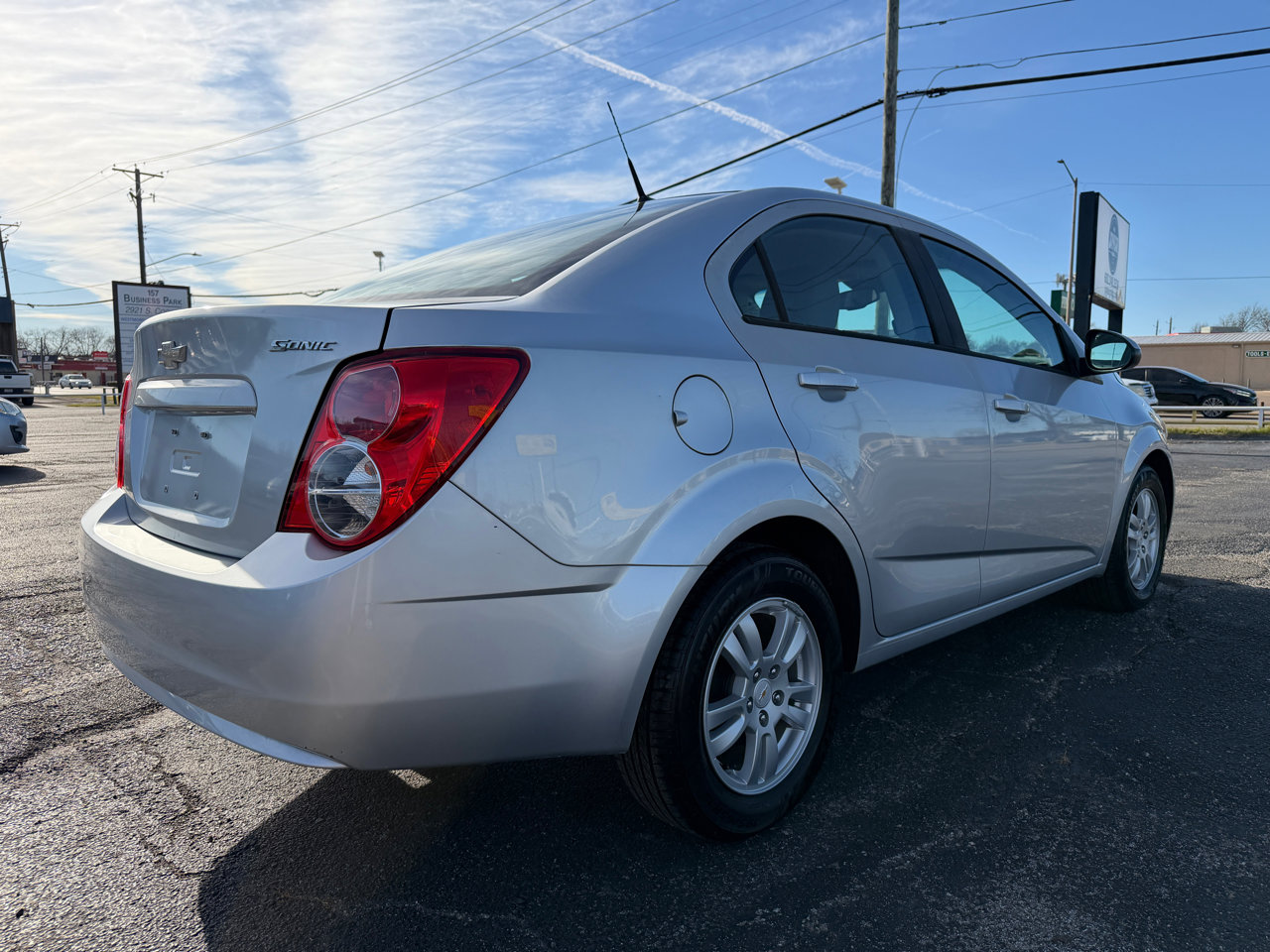 Used 2012 Chevrolet Sonic LS image 5