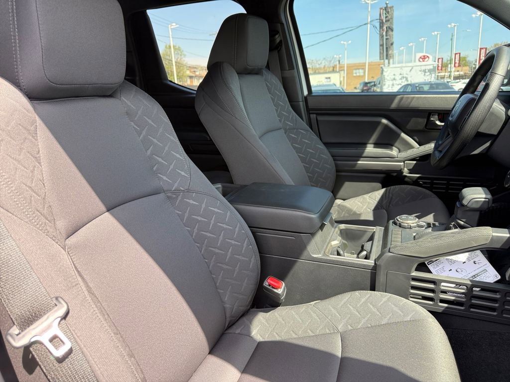 Used 2026 Toyota Tacoma SR5 image 18