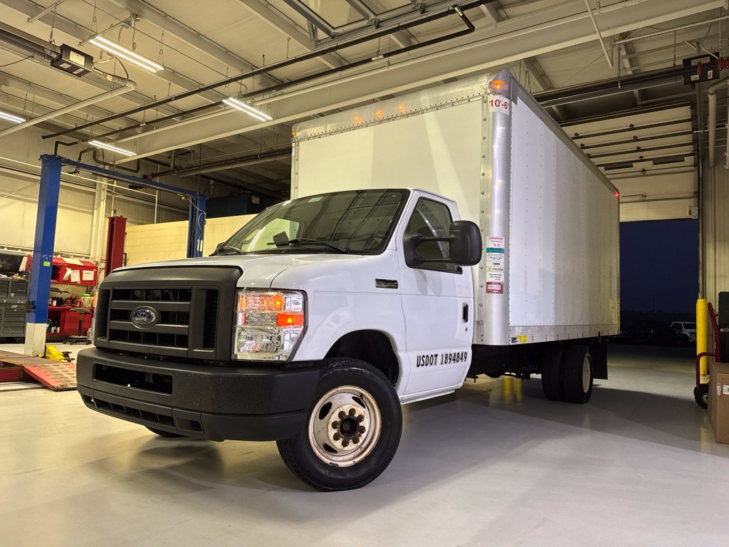 Used 2019 Ford E-350 and Econoline 350 Super Duty w/ Power Windows & Locks Group RWD image 3
