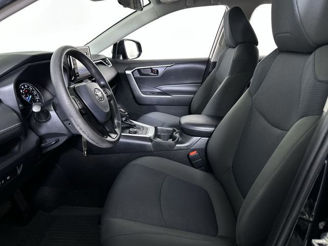 Used 2021 Toyota RAV4 LE AWD/4WD image 20