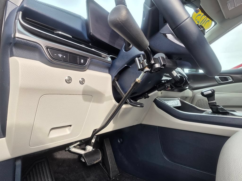 Used 2025 Kia Carnival SX Prestige FWD image 54