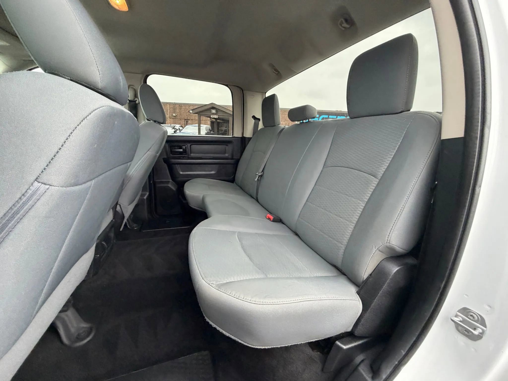 Used 2017 RAM 3500 Tradesman w/ Chrome Appearance Group image 12