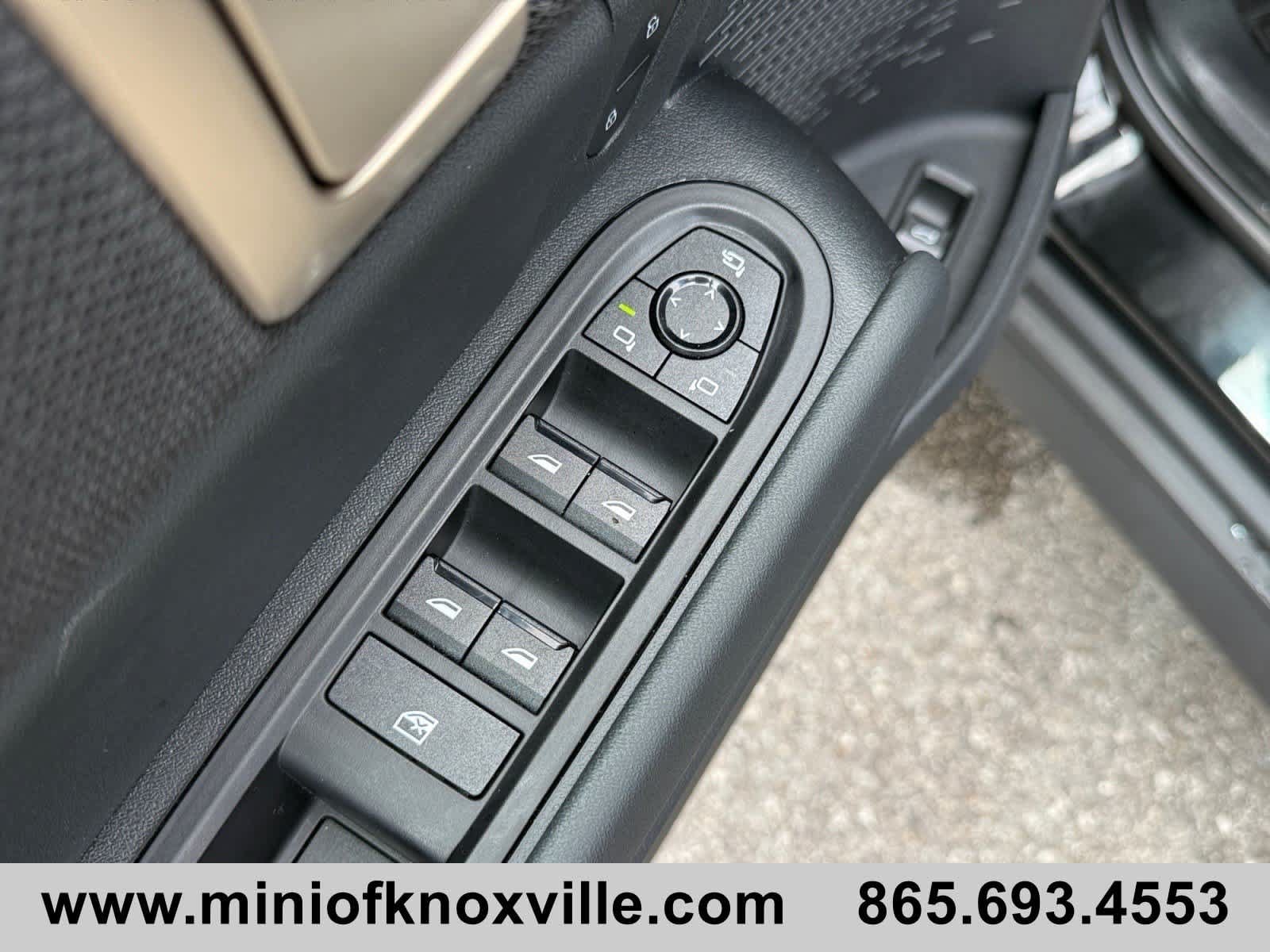 Used 2025 MINI Cooper Countryman S w/ Comfort Package Max AWD/4WD image 17