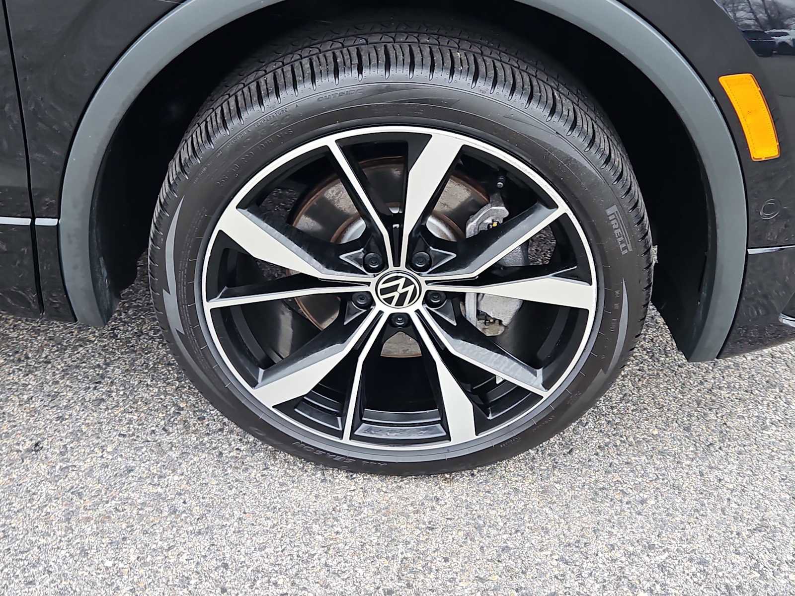 Certified 2023 Volkswagen Tiguan SEL R-Line AWD/4WD image 10