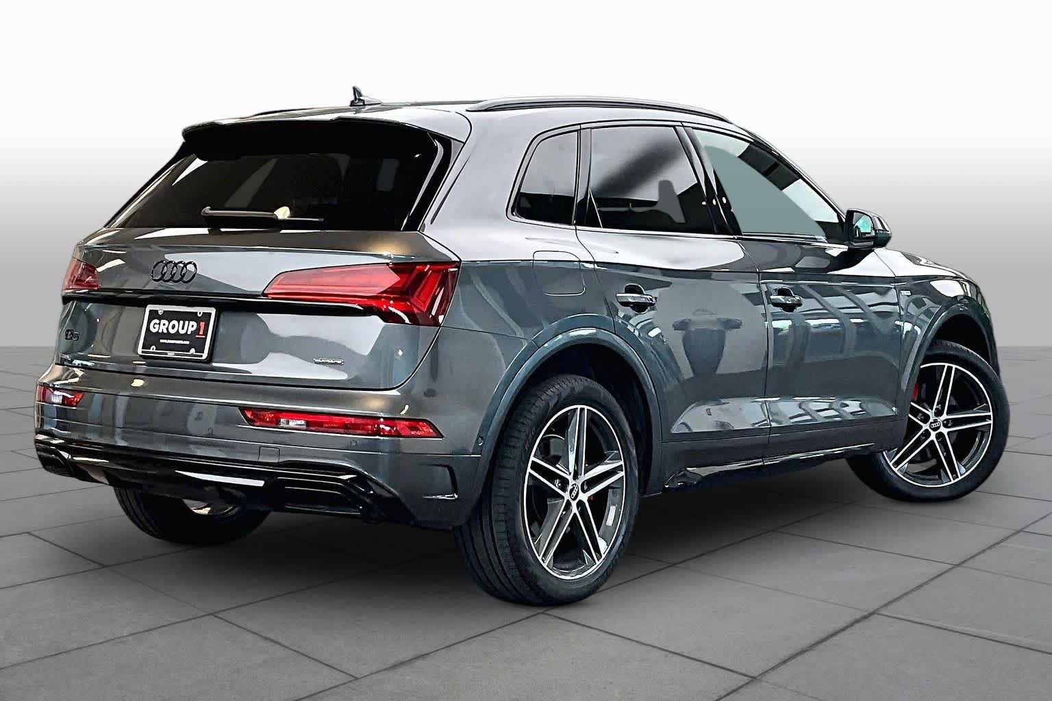 Used 2024 Audi Q5 e Prestige w/ Prestige Package AWD/4WD image 13