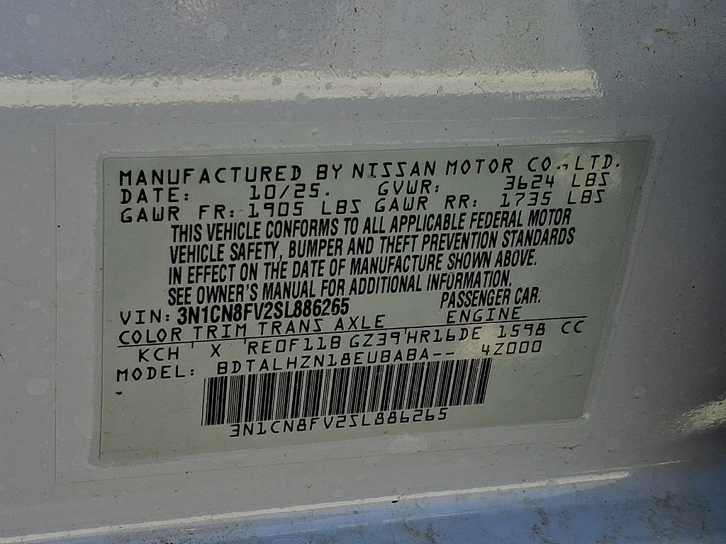 New 2025 Nissan Versa SR FWD image 10