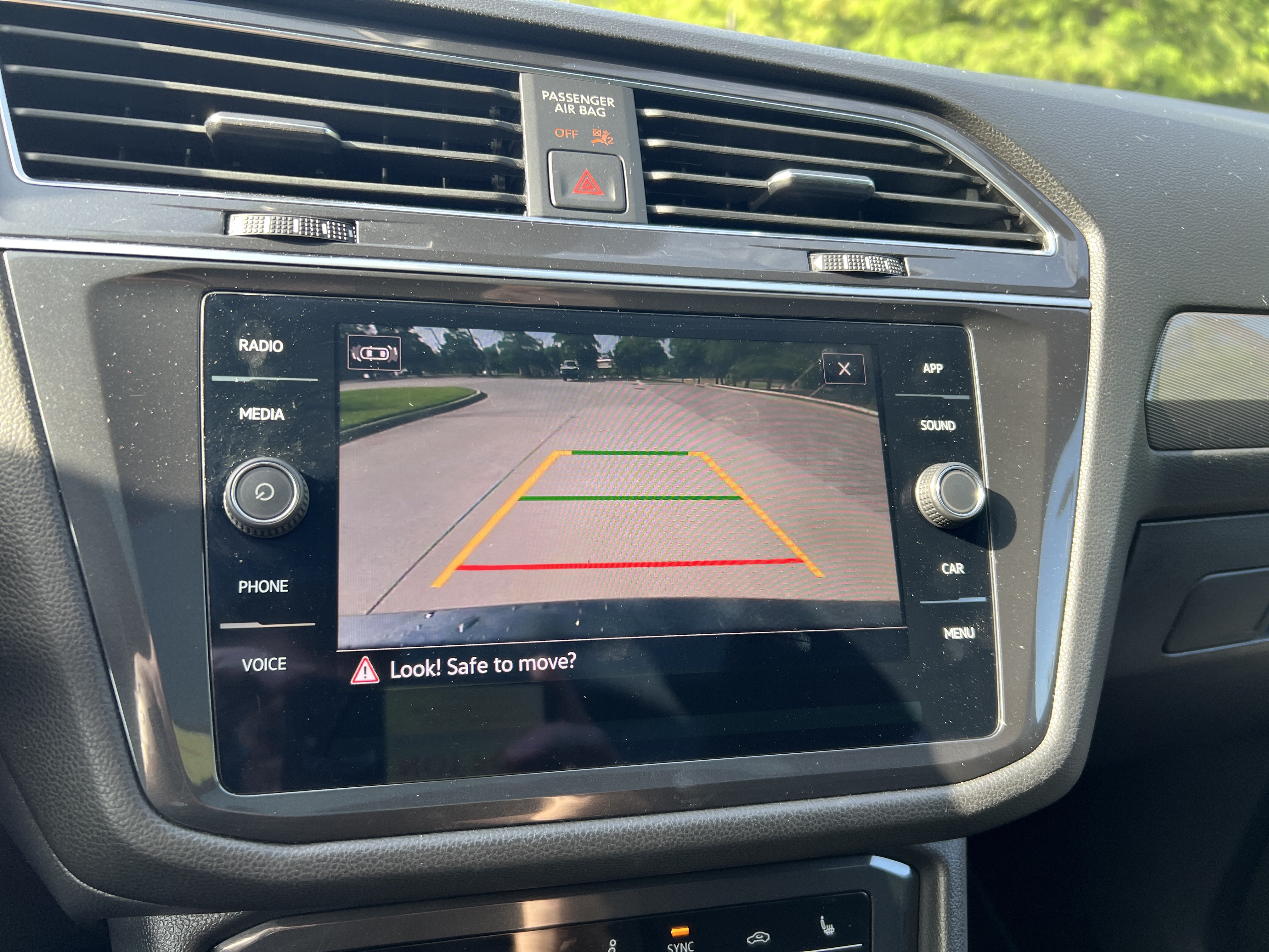 Certified 2023 Volkswagen Tiguan SE R-Line FWD image 21