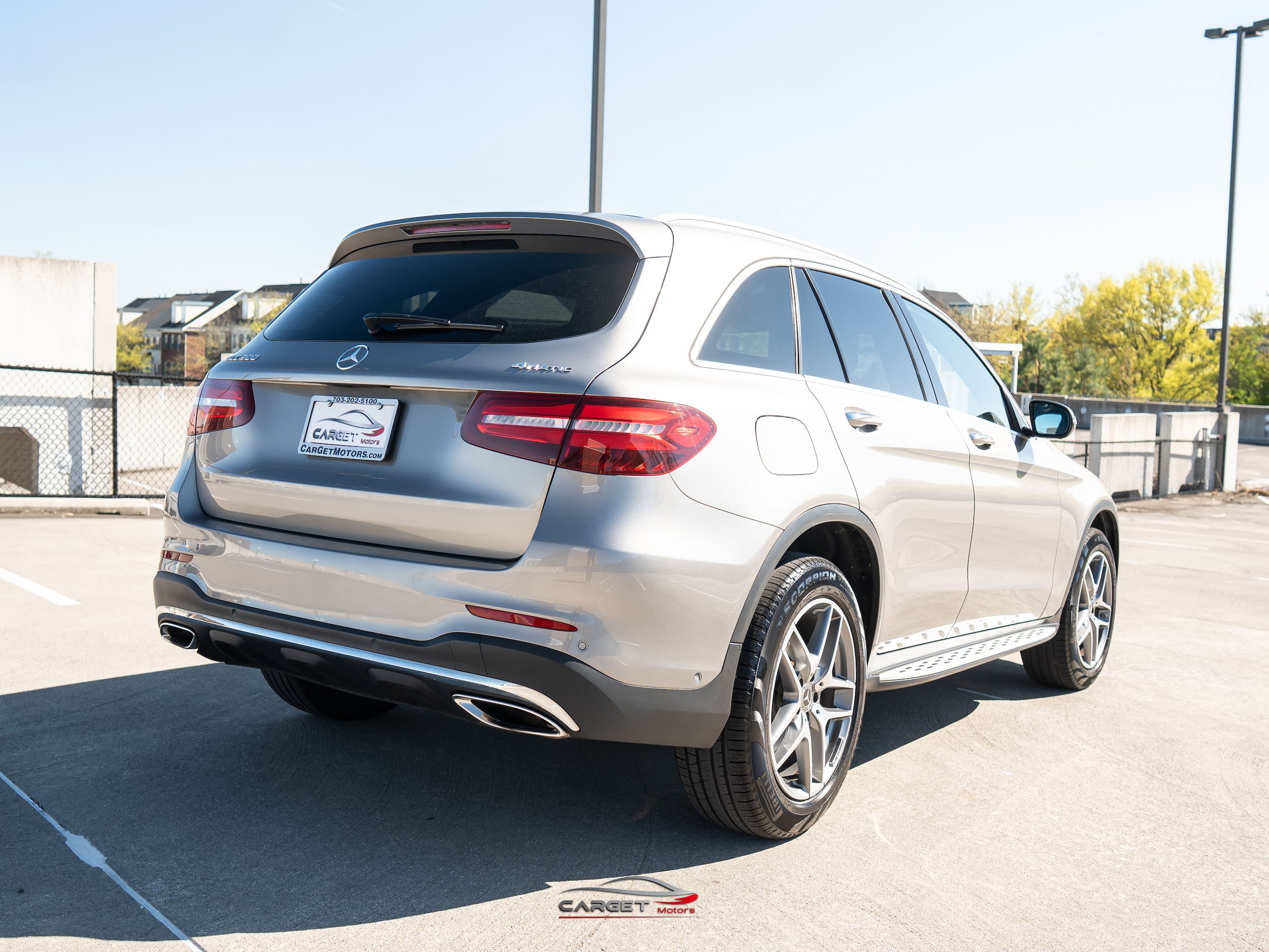 Used 2019 Mercedes-Benz GLC 300 4MATIC w/ Multimedia Package image 6
