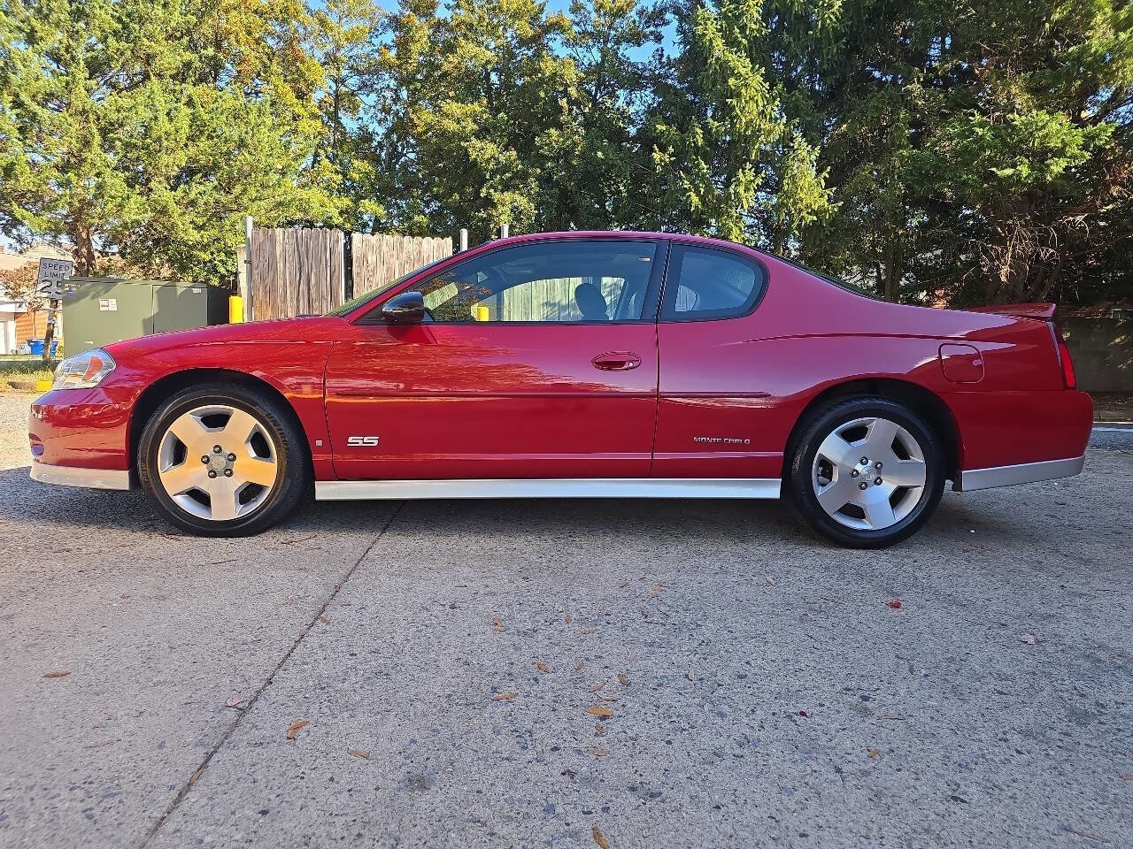 Used 2007 Chevrolet Monte Carlo SS w/ Convenience Package image 45