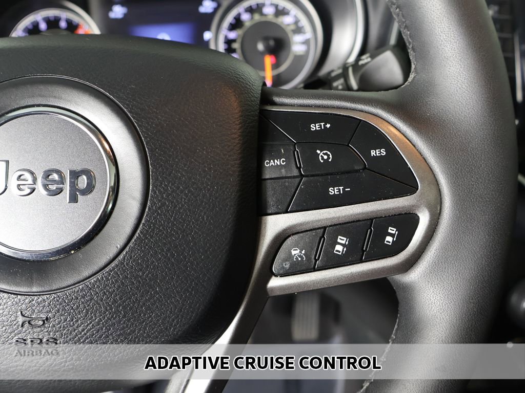 Used 2022 Jeep Cherokee Limited image 4