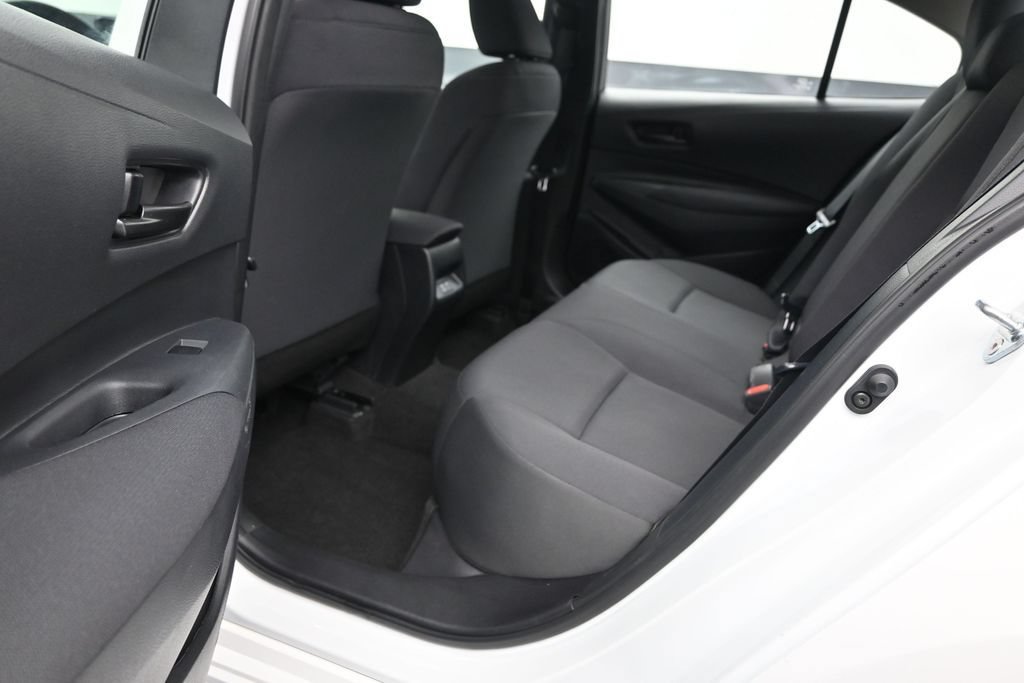 Used 2023 Toyota Corolla LE FWD image 14