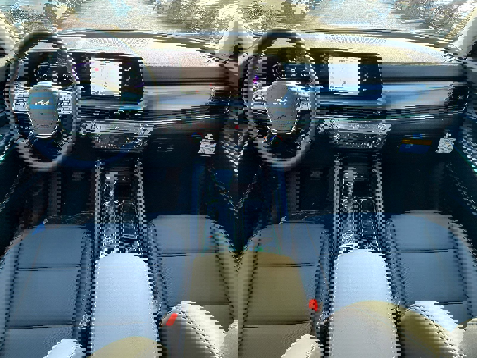 New 2025 Kia Telluride S image 32