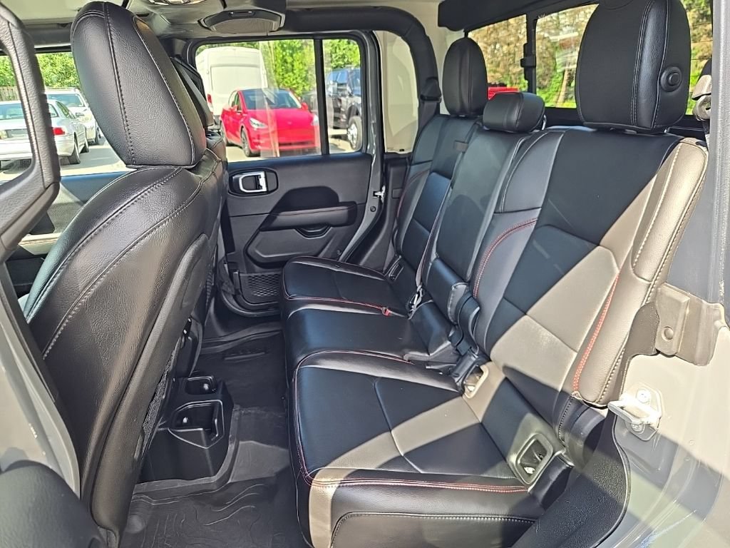 Used 2023 Jeep Gladiator Rubicon w/ Cold Weather Group AWD/4WD image 42
