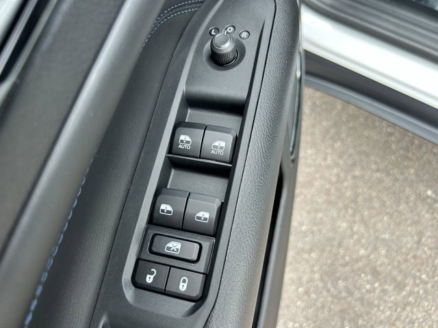 New 2025 Jeep Compass Limited w/ Sun & Sound Group image 15