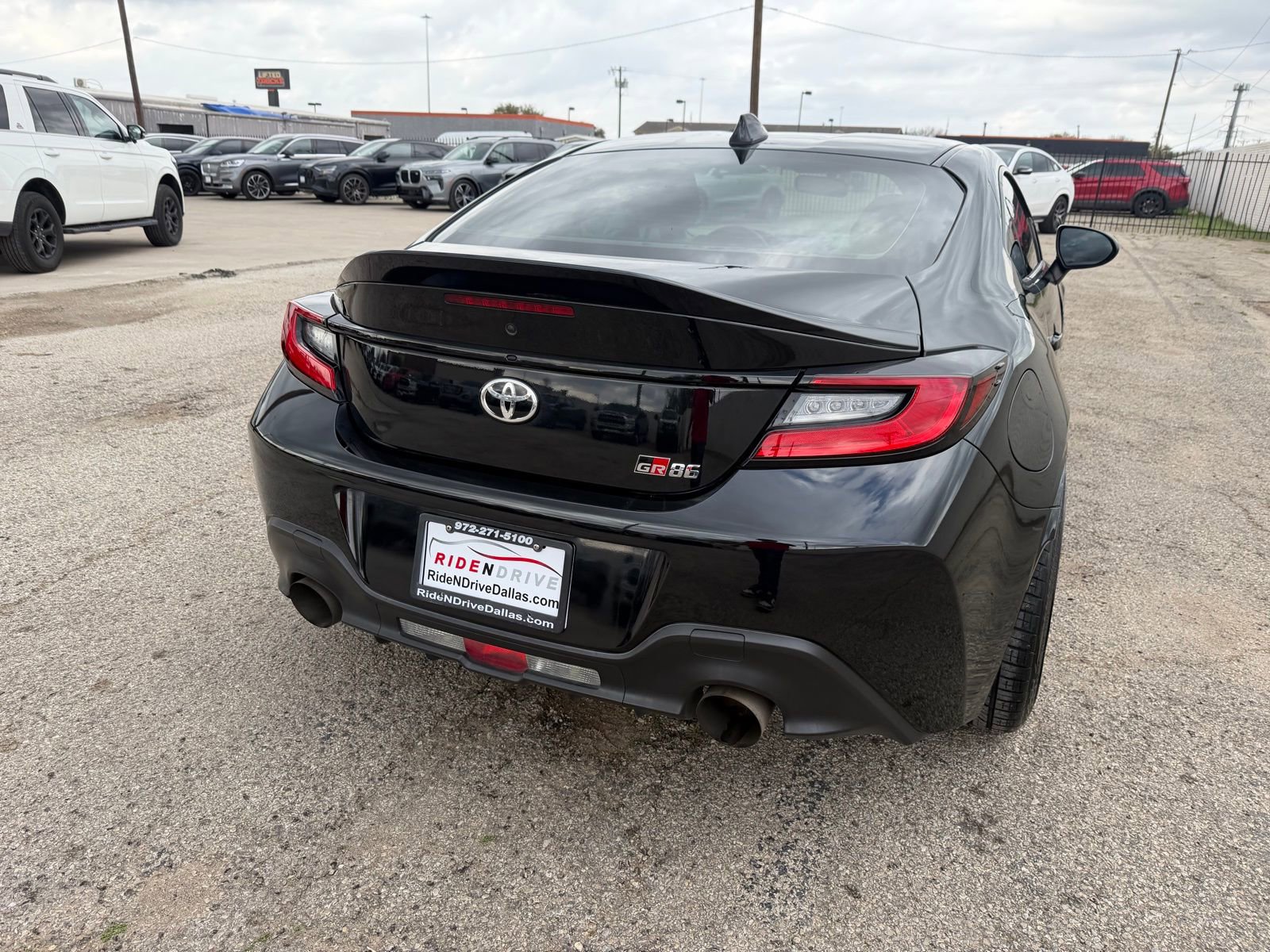 Used 2023 Toyota GR86 image 6