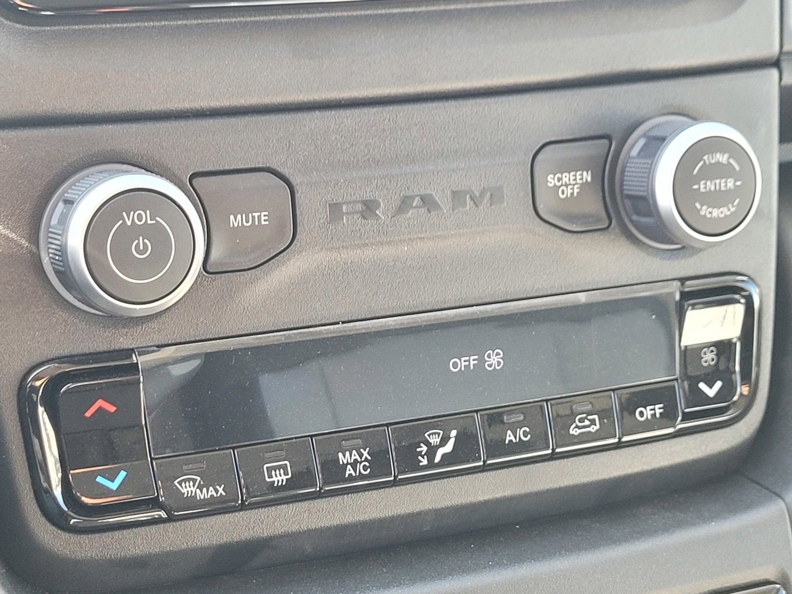 New 2026 RAM ProMaster 3500 w/ Safety Group image 14