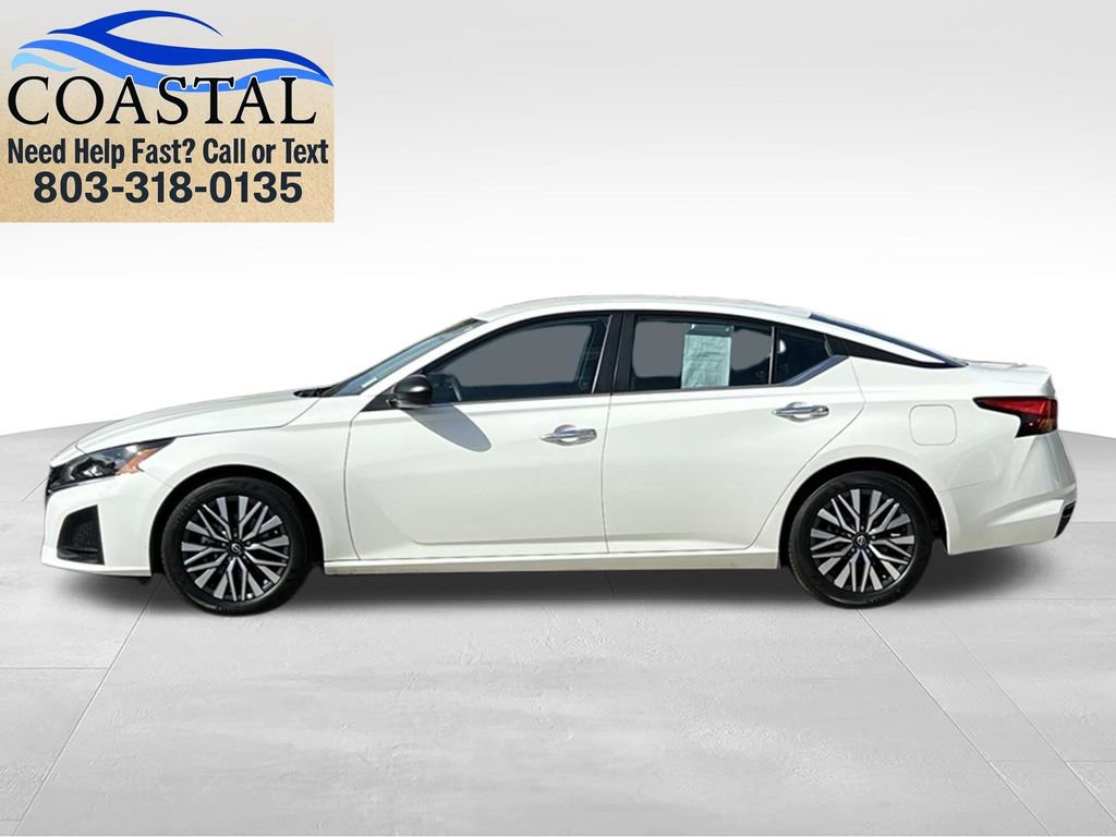Certified 2025 Nissan Altima 2.5 SV FWD image 14