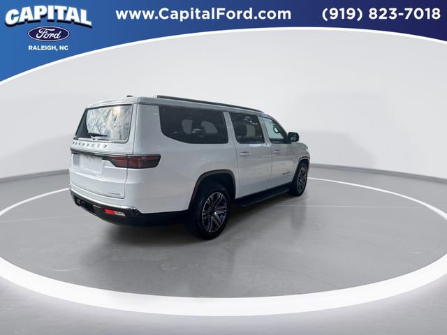 Used 2024 Jeep Wagoneer L Series II w/ Flexible Seating Group image 8