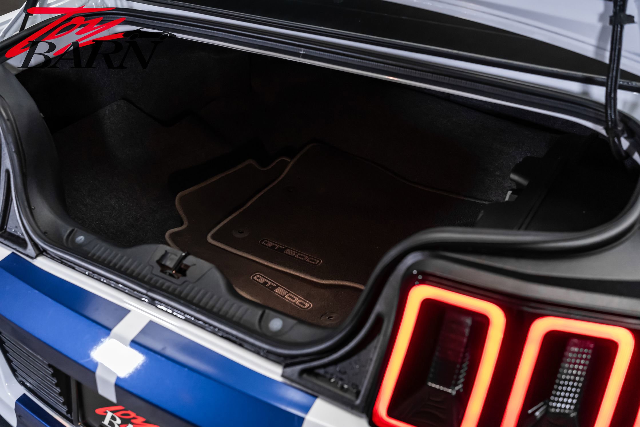 Used 2014 Ford Mustang Shelby GT500 w/ Equipment Group 821A image 44