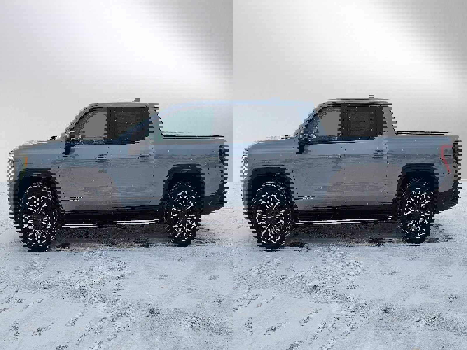 New 2024 GMC Sierra EV Denali image 4