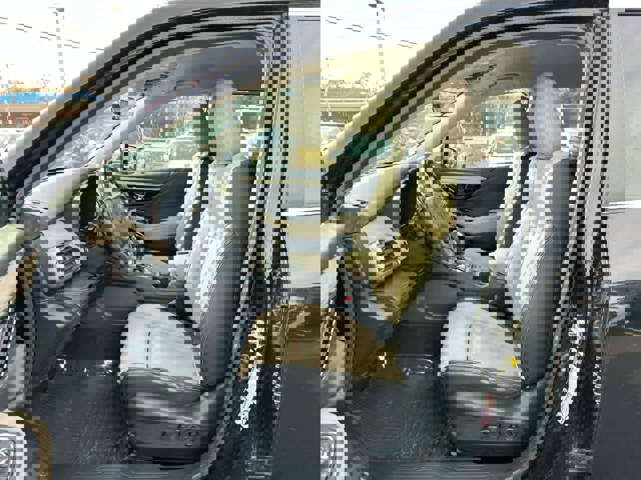 Used 2020 Subaru Outback Limited image 21