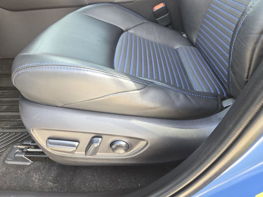 Used 2025 Toyota RAV4 XSE w/ Advanced Technology Package image 26