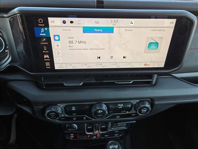 Used 2025 Jeep Wrangler Unlimited Rubicon image 13