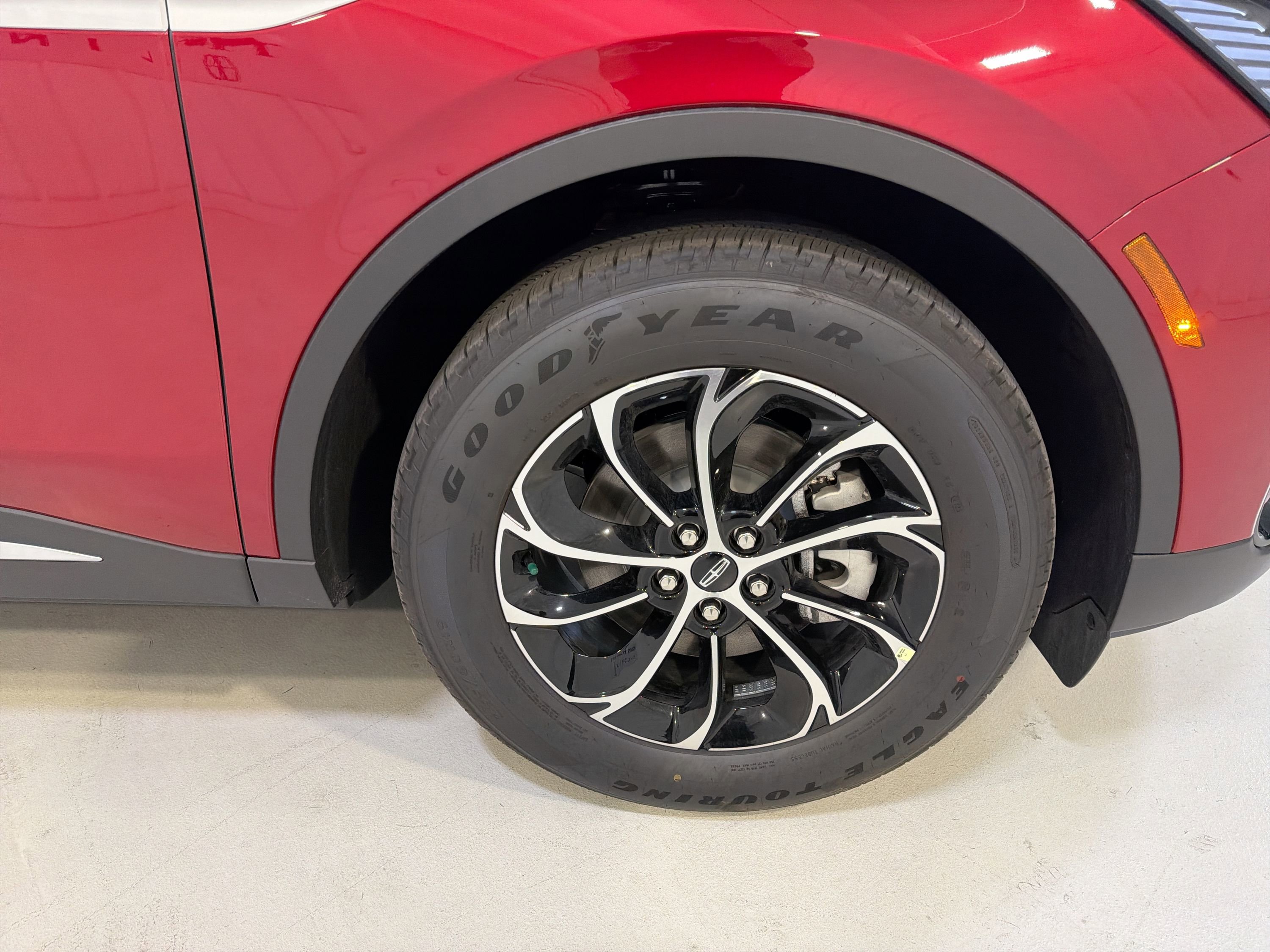 New 2026 Lincoln Nautilus Premier AWD/4WD image 30