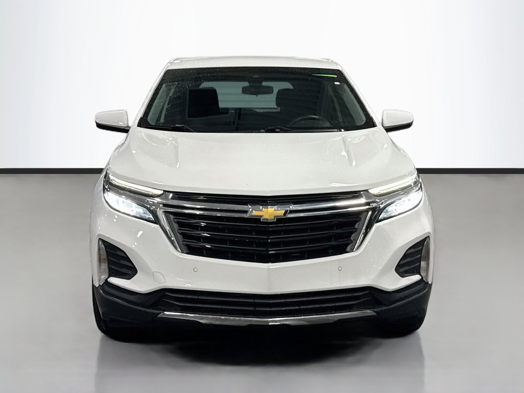 Used 2024 Chevrolet Equinox LT w/ Driver Convenience Package AWD/4WD image 2