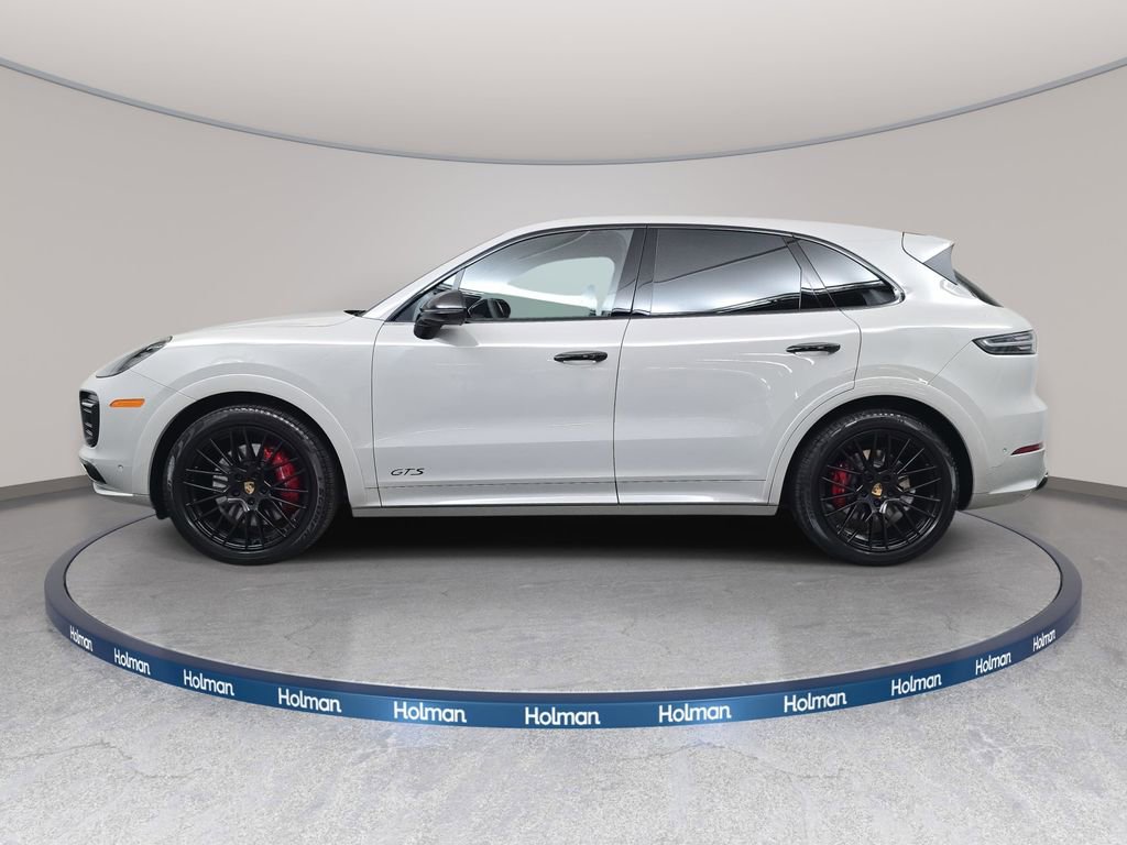 Used 2023 Porsche Cayenne GTS image 9