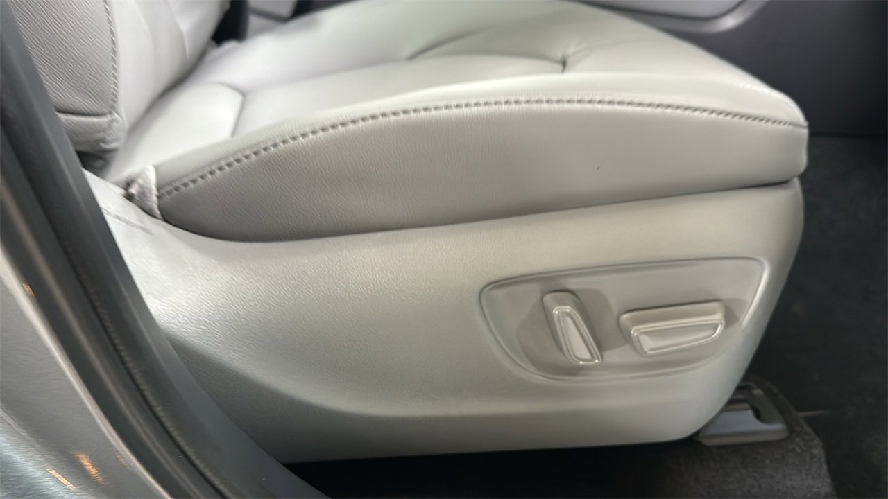 New 2026 Toyota Highlander Limited image 21