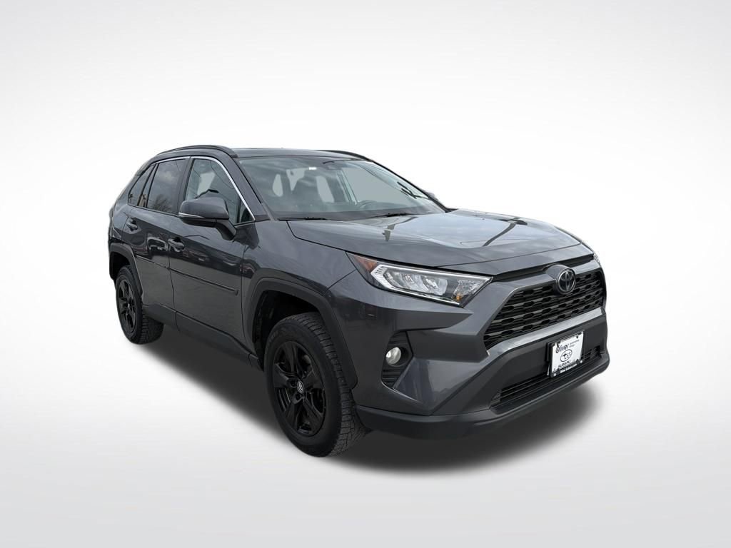 Used 2020 Toyota RAV4 XLE w/ Convenience Package AWD/4WD video 3