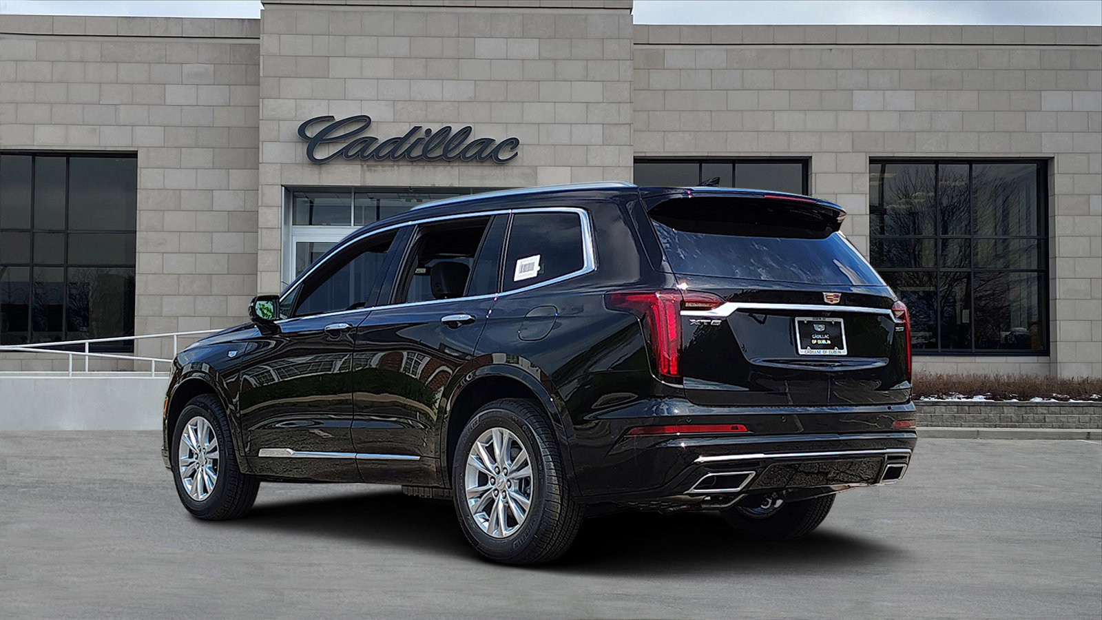 New 2025 Cadillac XT6 Luxury w/ LPO, Premium Carpet Package image 4