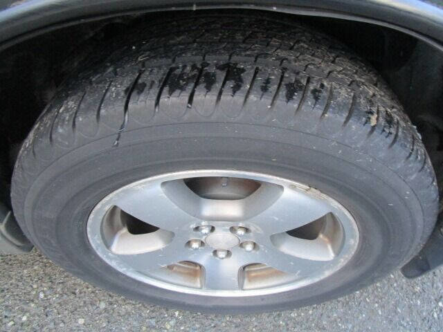 Used 2000 Subaru Outback Wagon image 16