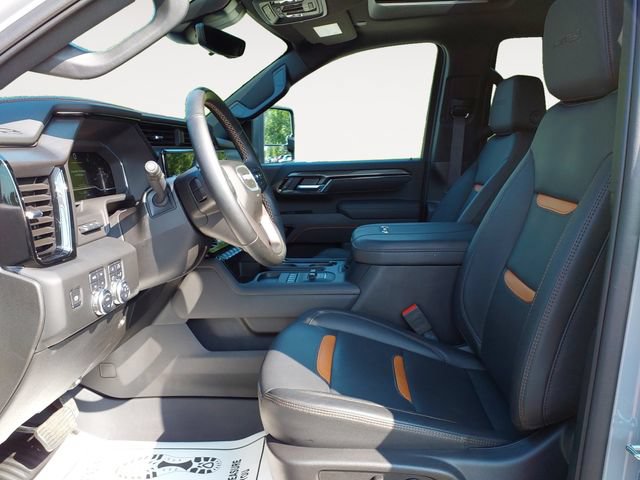 Used 2025 GMC Sierra 2500 AT4 w/ AT4 Premium Plus Package AWD/4WD image 11