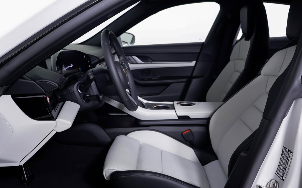 New 2025 Porsche Taycan 4S image 5