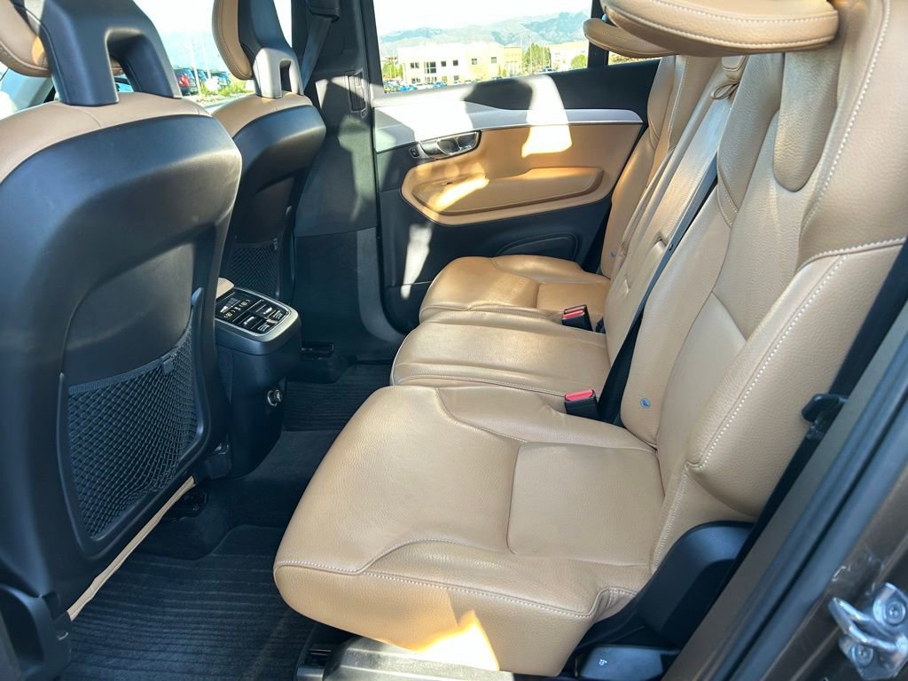 Used 2016 Volvo XC90 T6 Momentum AWD/4WD image 26