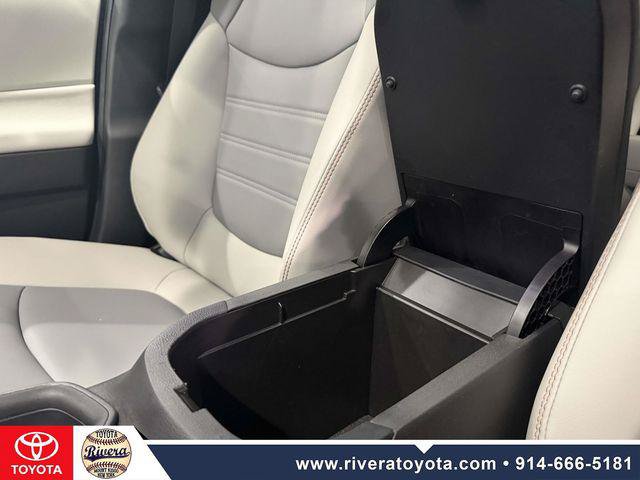 Certified 2022 Toyota RAV4 XLE Premium AWD/4WD image 22