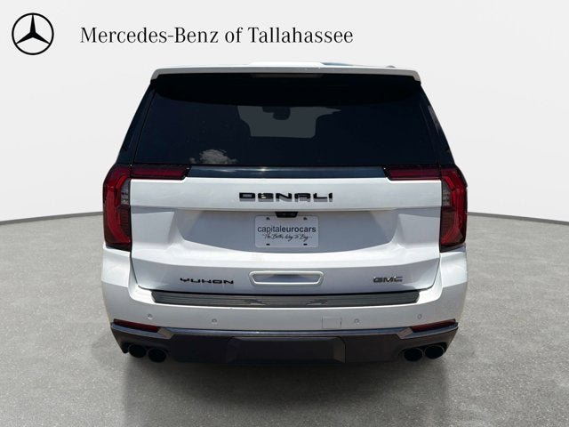 Used 2025 GMC Yukon Denali Ultimate AWD/4WD image 6